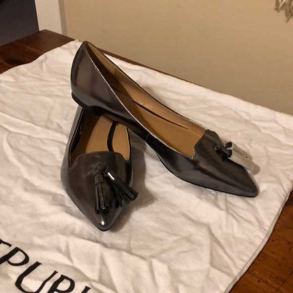 Banana Republic Shoes - Banana Republic Gunmetal Flats